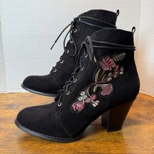 JustFab Black Floral Embroidered Ankle Boots 10 Lace Up Heeled Goth Glam Witchy